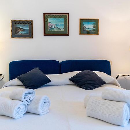 Stefania Flat - Amalfi Center Apartment Luaran gambar