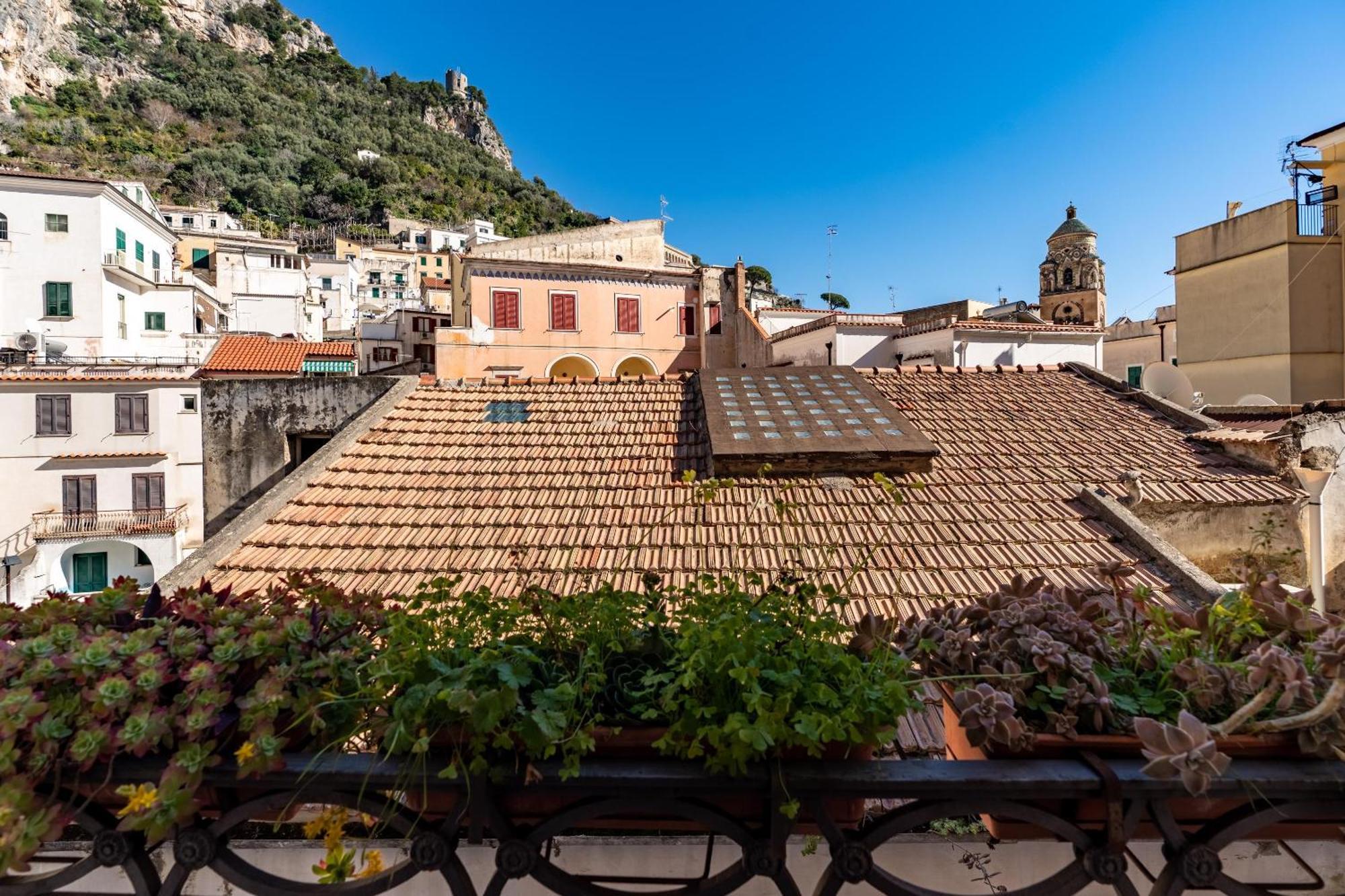 Stefania Flat - Amalfi Center Apartment Luaran gambar